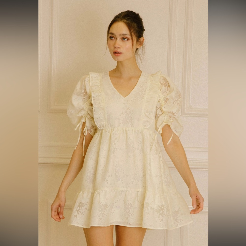 Storia Textured Baby Doll Mini Dress - Picture 5 of 17